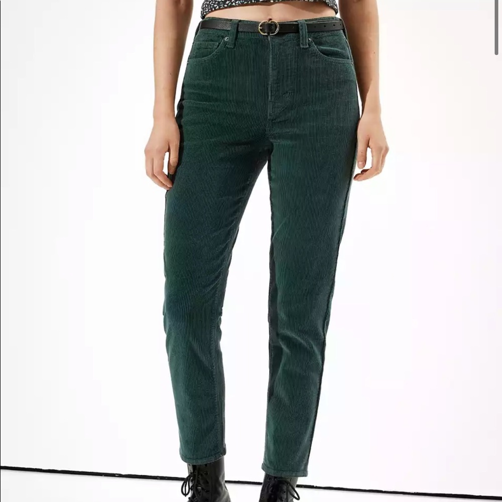 GREEN AMERICAN EAGLE MOM PANT